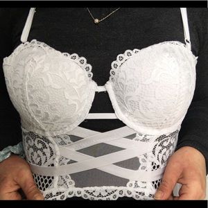BRAND NEW ADJUSTABLE WHITE LACE LINGERIE TOP